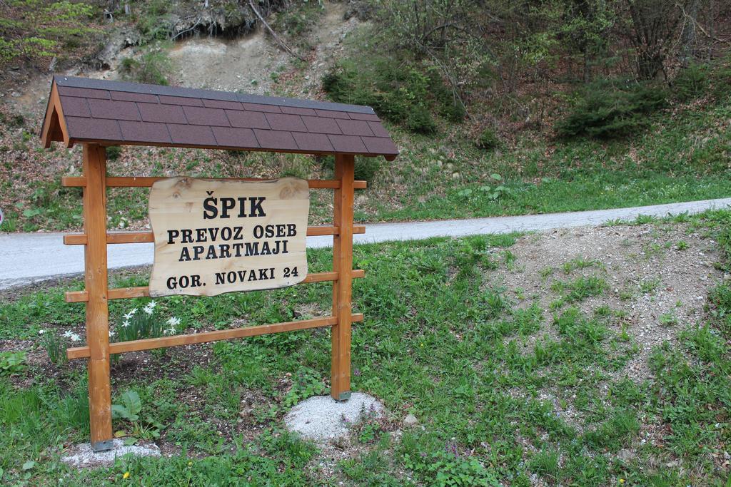 Appartamento Domacija Za Robom Cerkno Esterno foto
